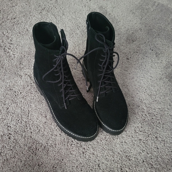 Reformation black suede boots - Picture 2 of 7